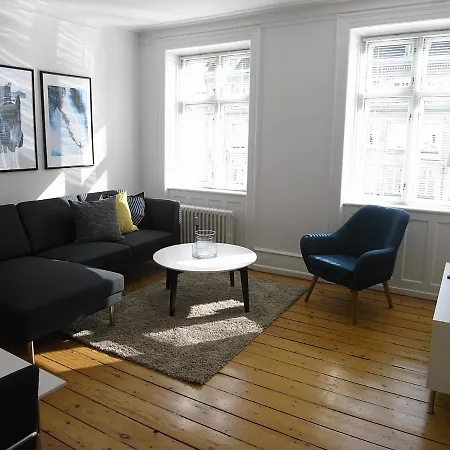 Cozy In The Heart Of Apartment